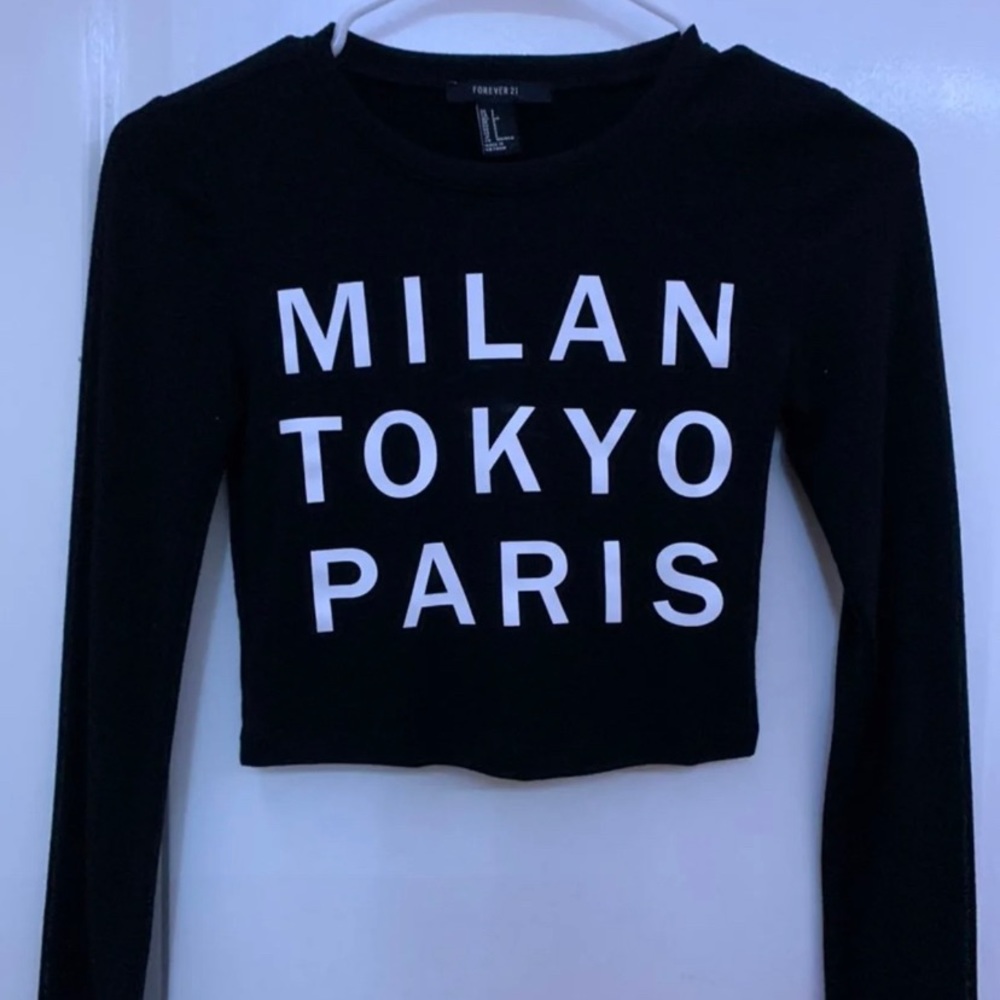 F21 Milan Tokyo Paris Black Longsleeved Crop Top